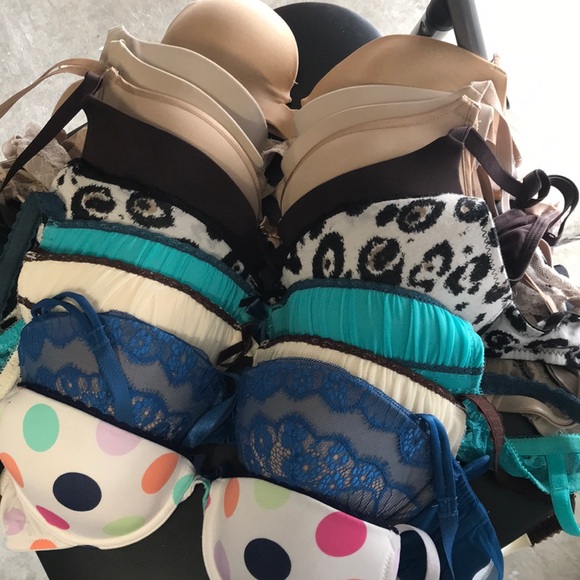 Bras - Picture 1 of 5